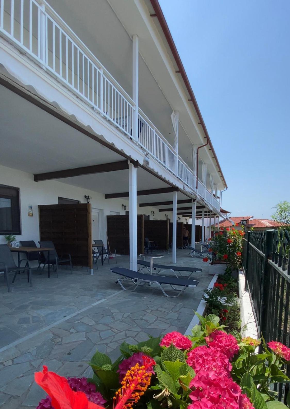 Demi Studios Амолиани Экстерьер фото